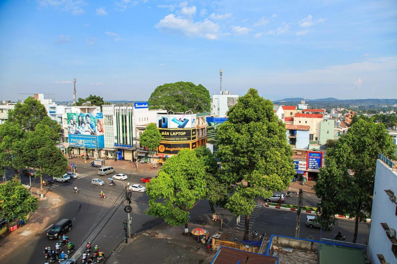 Khach San Hong Kong Hotel Buon Ma Thuot Luaran gambar