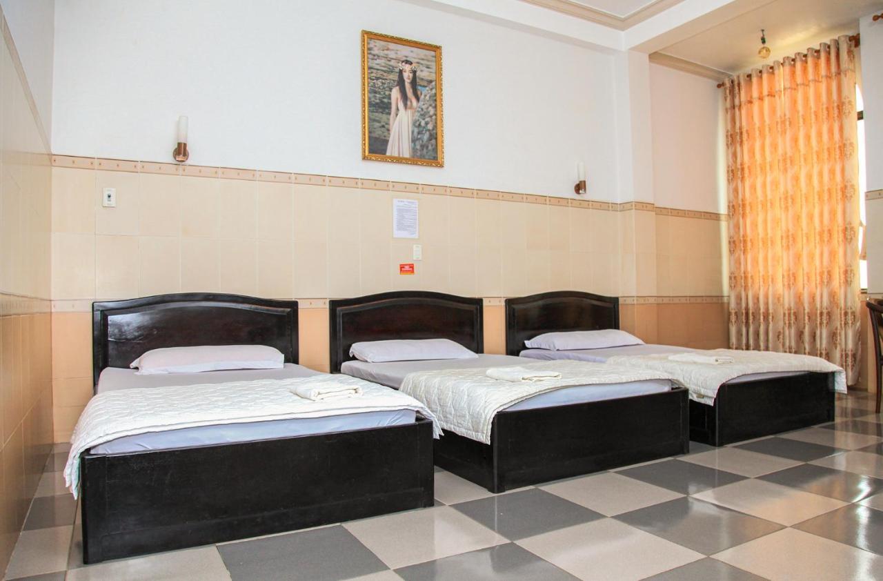 Khach San Hong Kong Hotel Buon Ma Thuot Luaran gambar